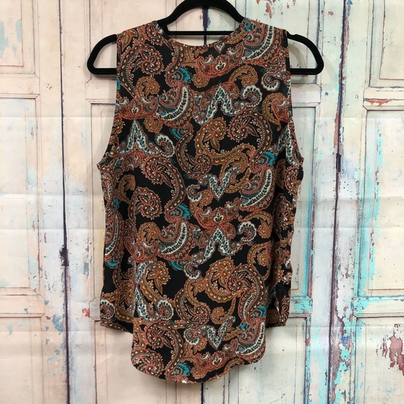 Violet & Claire Sleeveless Top - Picture 5 of 8